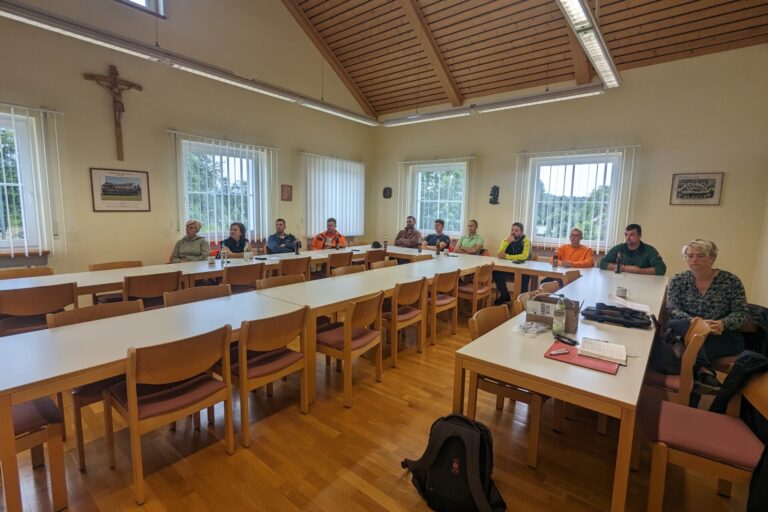 Die Teilnehmenden der Bauhofschulung in Pressath