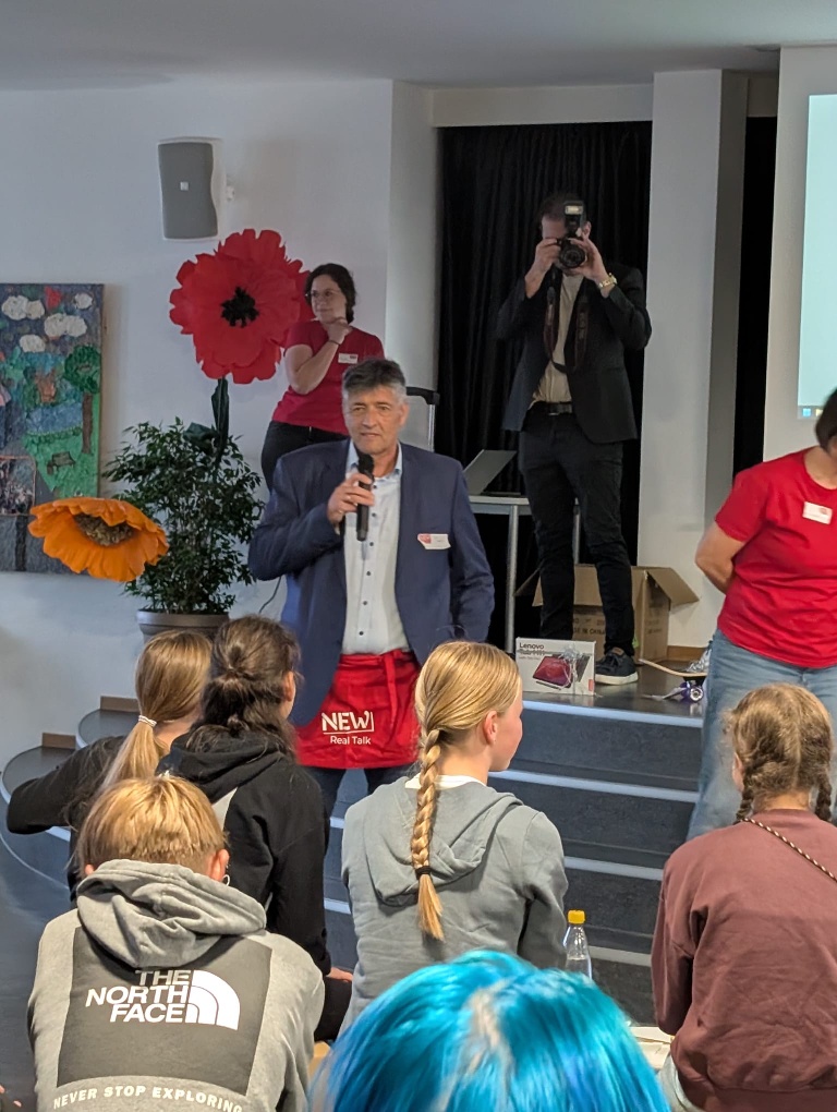 Bürgermeister Edgar Knobloch steht Rede und Antwort